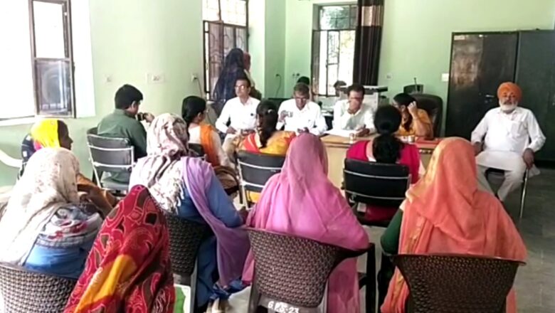 अधिकारियों ने गांवों में पहुंच की जनसुनवाई