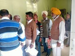 किसी ने कब्जे, तो किसी ने बताई बिजली की परेशानी:जनसुनवाई में कलेक्टर बोले, ‘ जल्द करें परेशानी दूर, वरना होगी कार्रवाई ‘