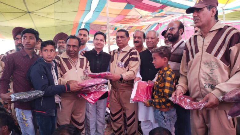डेरा सच्चा सौदा नामचर्चा में उमड़ी संगत, मानवता भलाई कार्यों का लिया संकल्प