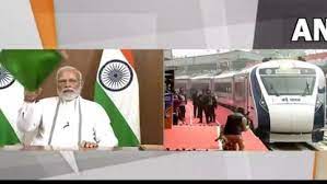 माँ के शोक के बीच मोदी ने वंदे भारत एक्सप्रेस को दिखाई हरी झंडी