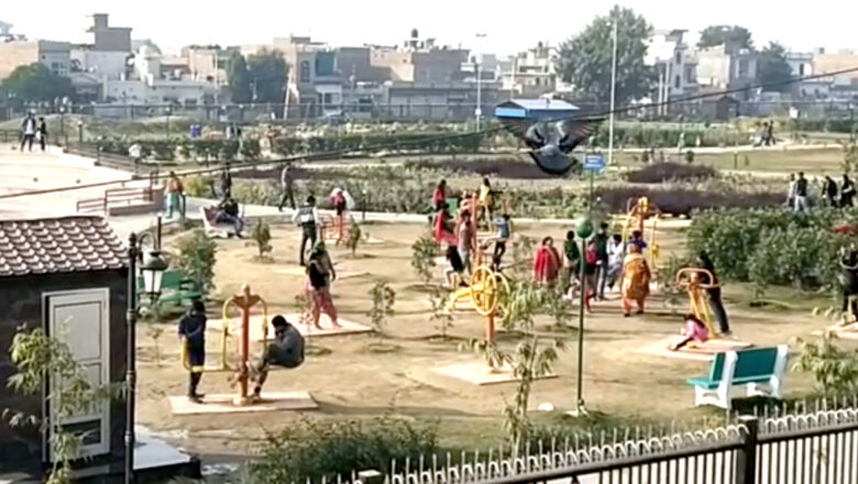 घने कोहरे में लिपटी नजर आई साल के अंतिम दिन की सुबह
