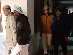 पैर काटे, आंखें निकाली, 14 साल बाद 19 को उम्रकैद:सरपंच समेत 3 की कर दी थी हत्या, चार महिलाओं को भी सुनाई सजा