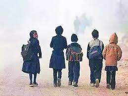 स्कूलों में 15 जनवरी तक बढ़ सकती हैं छुटि्टयां:सर्दी बढ़ने पर कलेक्टर ले सकेंगे फैसला, जयपुर में 7 जनवरी को होगा फैसला