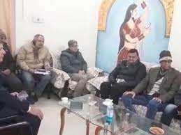 सीसीएम ने देखी रेलवे स्टेशन की व्यवस्थाएं:व्यापारियों से की बातचीत, माल की लोडिंग और अनलोडिंग से जुड़ी समस्याएं जानी
