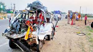 खाटू श्याम जी के दर्शन कर लौट रहे परिवार के साथ हादसा, दो सगे भाई समेत 4 की मौत