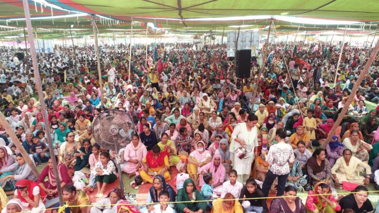संत, पीर, फकीर दुनिया में सच की राह दिखाने आते है, लेकिन खुदी और अहंकार आदमी को डुबो देता है