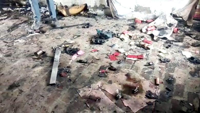 आंगनबाड़ी व उप स्वास्थ्य केन्द्र में लगी आग