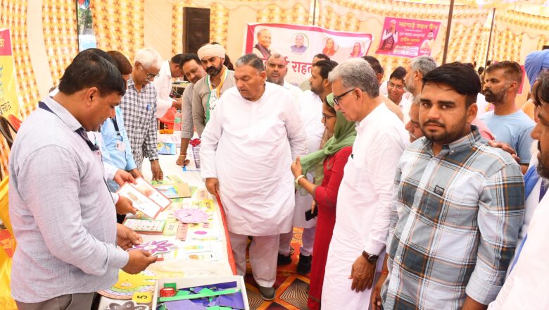 विधायक-जिला प्रमुख ने किया कैम्प का अवलोकन