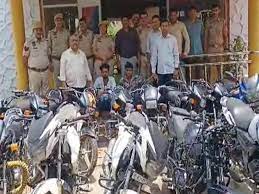 जयपुर में दो दोस्तों ने खोला वाहन चोरी का धंधा