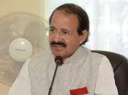 कांग्रेस नेता का दावा, प्रियंका गांधी वाराणसी में चुनाव लड़ीं तो पीएम मोदी को जाना पड़ेगा गुजरात