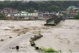 हिमाचल प्रदेश में बाढ़ और भारी बारिश से हाहाकार! अब तक 78 की मौत, IMD ने जारी किया ऑरेंज अलर्ट
