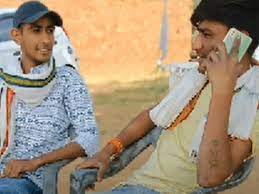 जयपुर में ज्वेलर पर गोलियां चलाने वाले हार्डकोर बदमाश:हथियारों के साथ सोशल मीडिया पर पोस्ट करते हैं फोटो, पुलिस 65 घंटे बाद भी गिरफ्तारी नहीं कर पाई