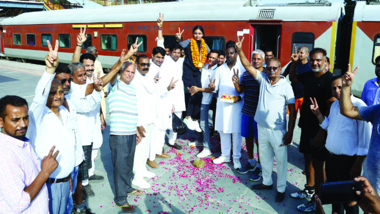 शूटर्स मीनाक्षी चाहर ने जीता गोल्ड मेडल