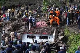 हिमाचल में 68 दिनों में 8660.18 करोड़ का नुकसान, 393 लोगों की मौत, 205 सड़कें अभी भी बंद