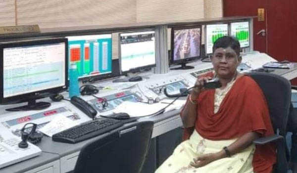 इसरो की वैज्ञानिक वलारमथी का दिल का दौरा पड़ने से निधन